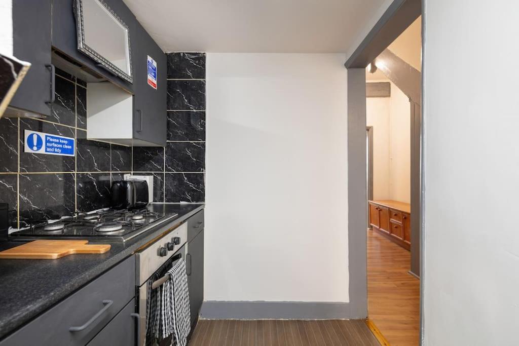 2A - Bright & Airy 2 Bed Flat - 20 Mins To Central London Bagian luar foto